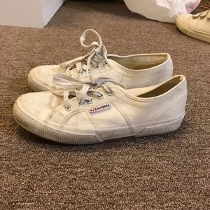 CLASSIC SUPERGRA WHITE SNEAKERS